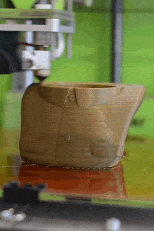 532cfd30960573.563b71efb9959.gif